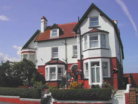 WHITEHAVEN GUEST HOUSE WHITBY photo